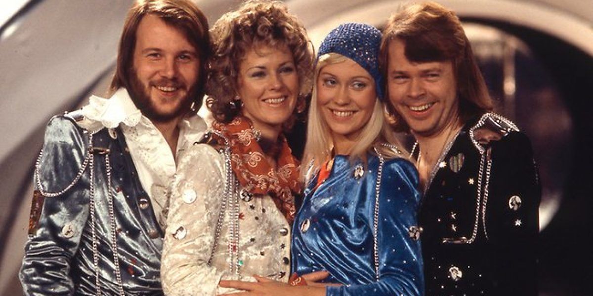 Les Guilty Pleasure Songs qui deviennent moins gênantes en Cover