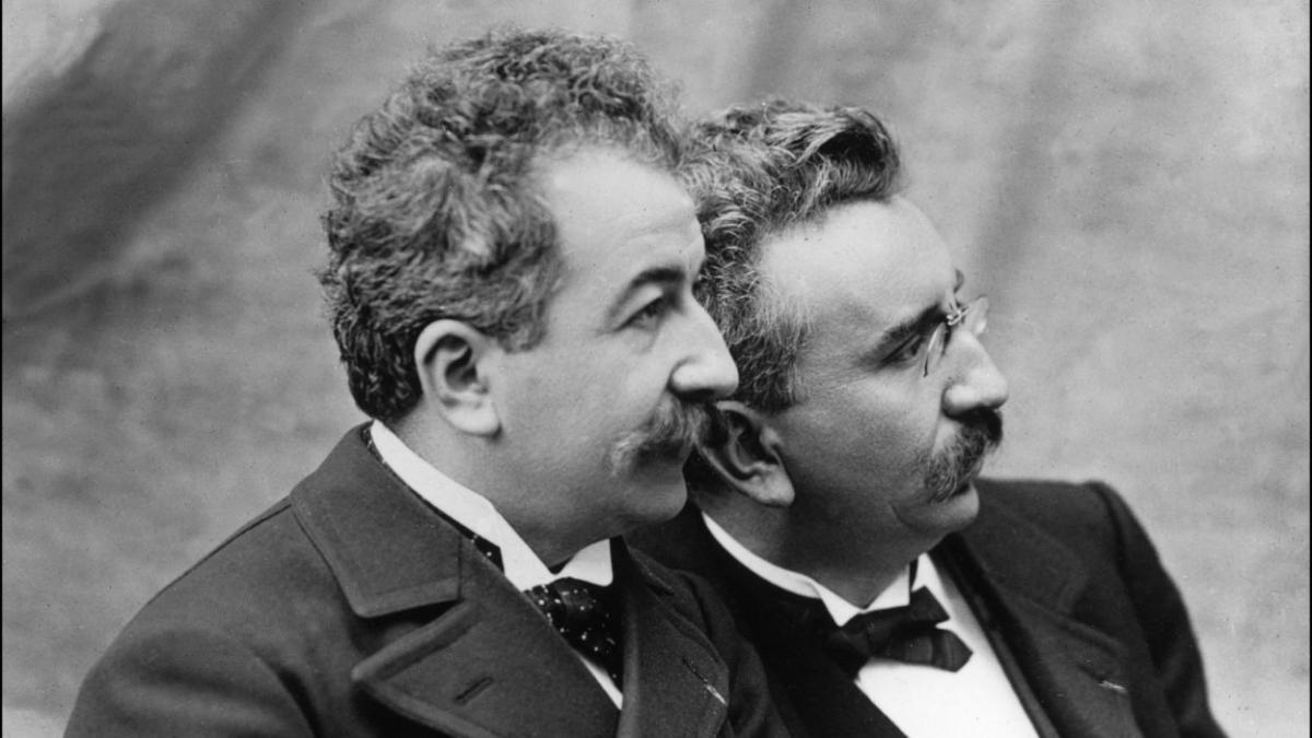 Il y’a plus d’un siècle, Les frères Lumière inventaient le cinématographe